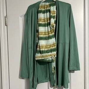 MukLuks original! 3 piece loungewear set.